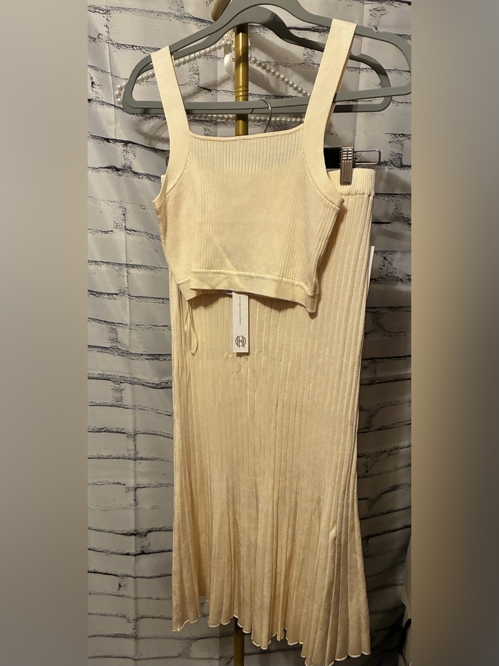 HOUSE OF HARLOW Cream Ribbed Midi Skirt Set - Picture 2 of 4